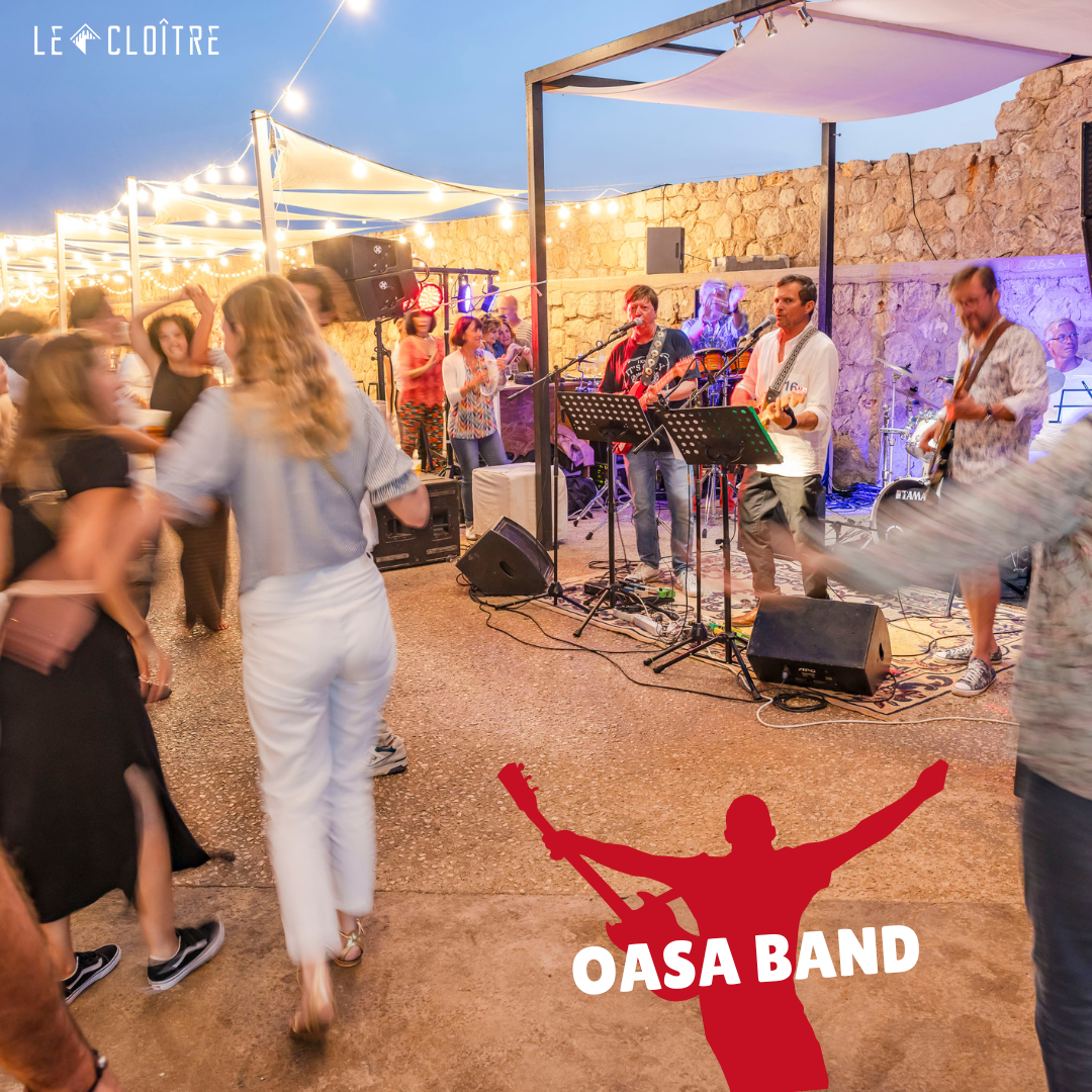 OASA BAND2 Évènement au Cloître Marseille, la fanfare déjantée musique